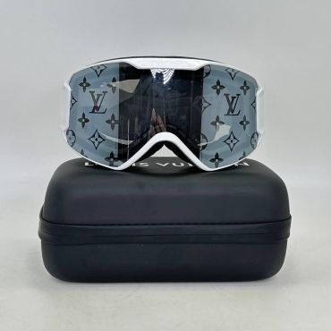 Лыжная маска  Louis Vuitton LUX-127641