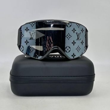 Лыжная маска  Louis Vuitton LUX-127640