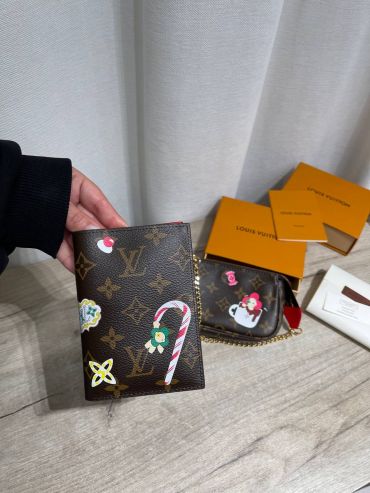 Обложка на паспорт Louis Vuitton LUX-127839