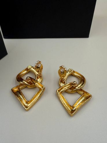 Клипсы Yves Saint Laurent LUX-128676