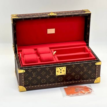Функциональный сундук Accessoires Louis Vuitton LUX-129701