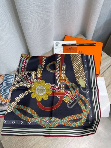 Платок  Carre  Hermes LUX-130351