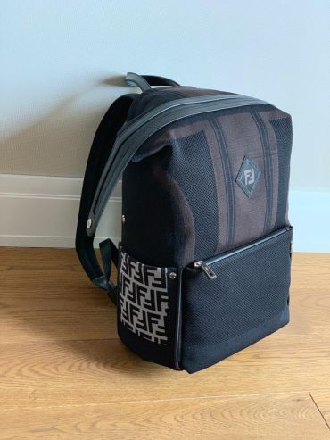 Рюкзак женский  Fendi LUX-12040