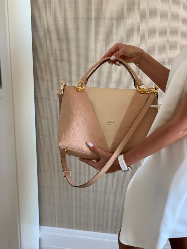 Сумка женская V TOTE MM Louis Vuitton LUX-12142