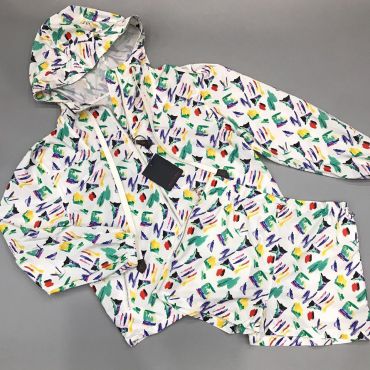 Костюм женский  Louis Vuitton LUX-17428