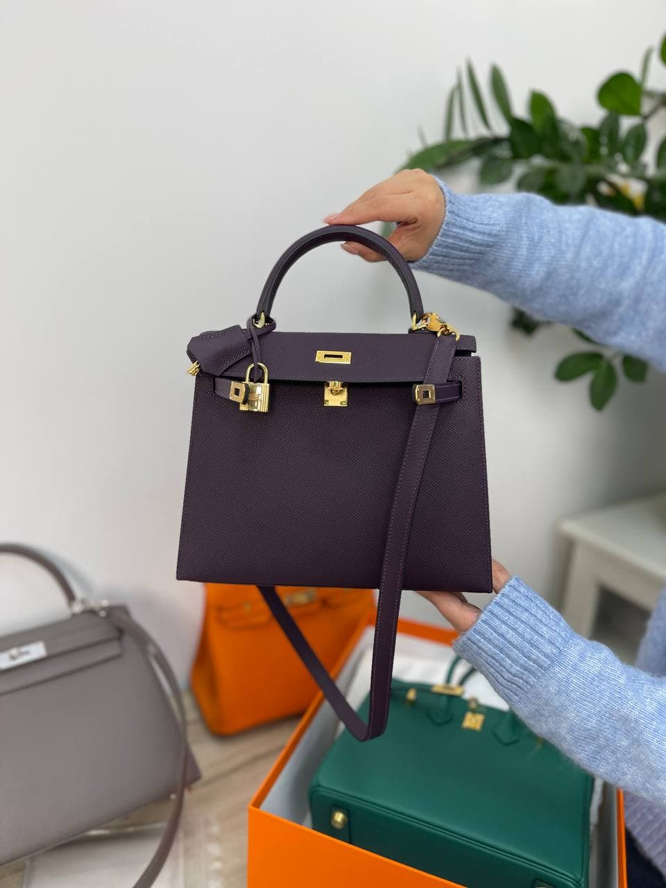 Сумка женская Kelly, 25 cm, Etain color Hermes LUX-57434 фото Сумка женская Kelly, 25 cm, Etain color Hermes Артикул LUX-57434