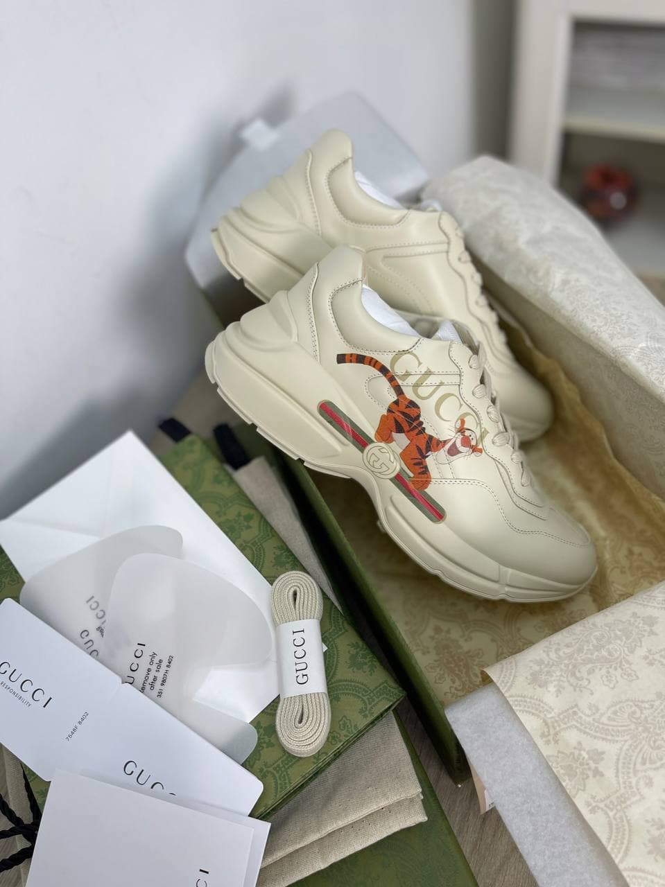 Кроссовки Gucci LUX-62984 фото Кроссовки Gucci Артикул LUX-62984