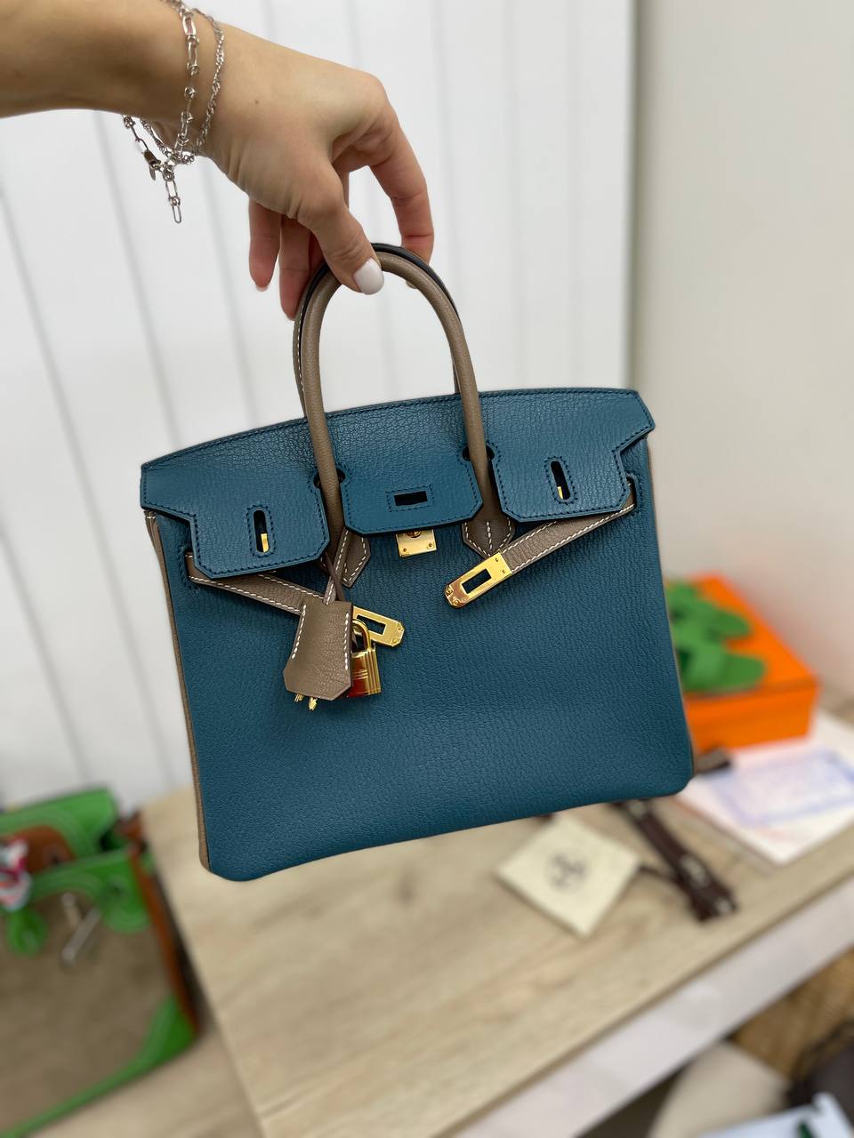 Сумка женская Birkin, 25 cm Hermes LUX-64984 фото Сумка женская Birkin, 25 cm Hermes Артикул LUX-64984