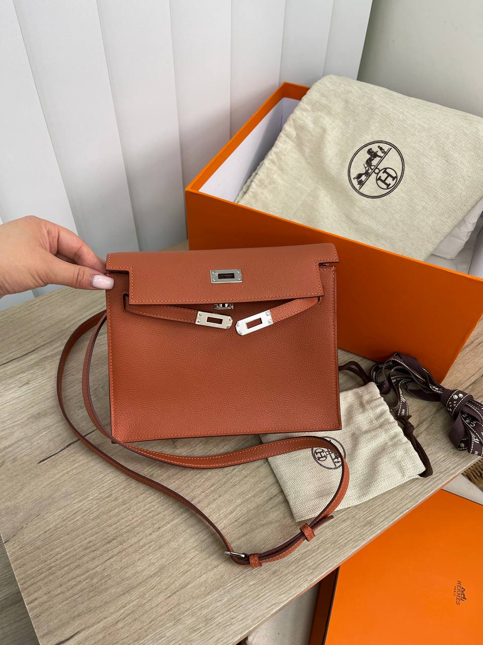 Сумка женская Kelly dance, PHW Evercolor leather Hermes LUX-66076 фото Сумка женская Kelly dance, PHW Evercolor leather Hermes Артикул LUX-66076