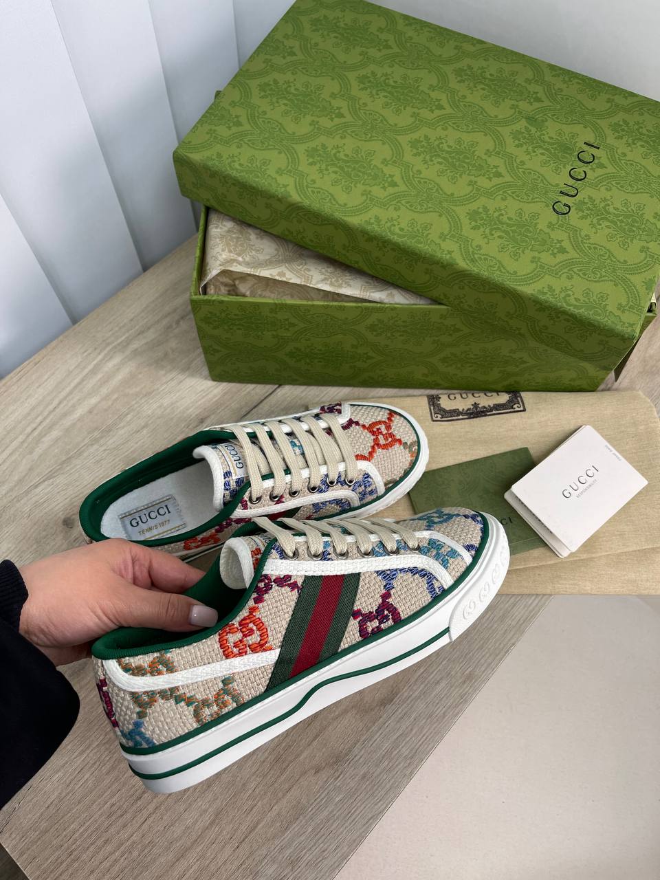 Кеды женские Gucci LUX-66082 фото Кеды женские Gucci Артикул LUX-66082