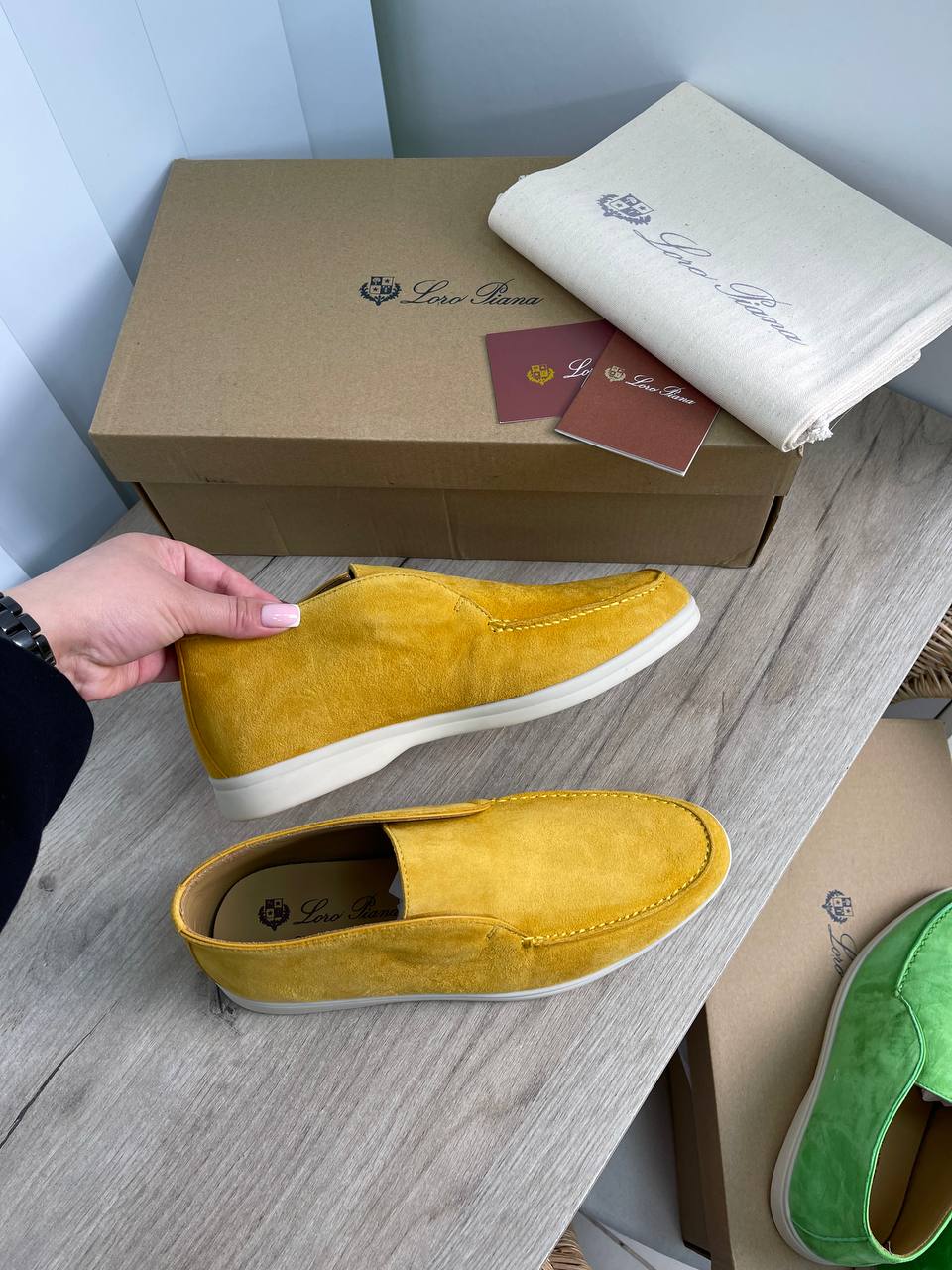 Ботинки женские Loro Piana LUX-66420 фото Ботинки женские Loro Piana Артикул LUX-66420