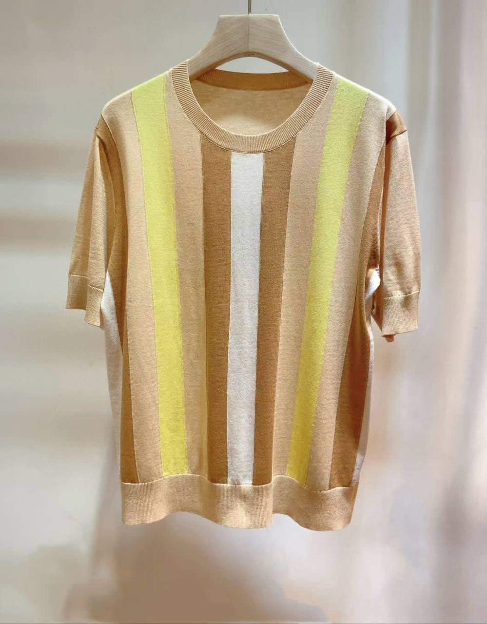 Футболка женская LUX-68674 фото Футболка женская Артикул LUX-68674