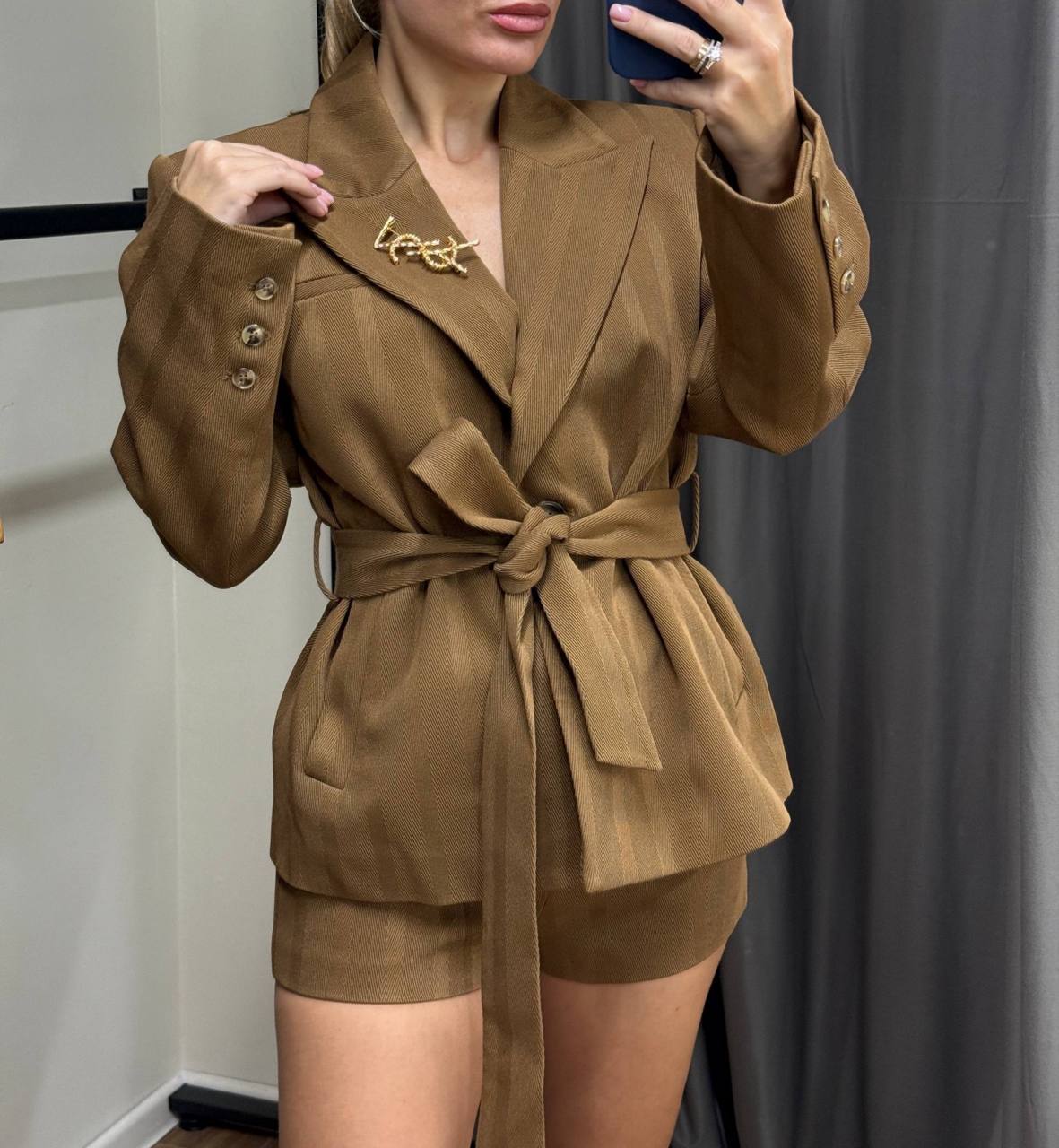 Костюм женский Yves Saint Laurent LUX-125054 фото Костюм женский Yves Saint Laurent Артикул LUX-125054