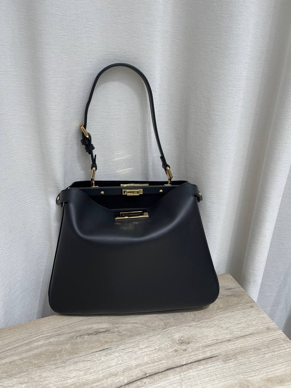 Сумка женская Fendi LUX-125365 фото Сумка женская Fendi Артикул LUX-125365
