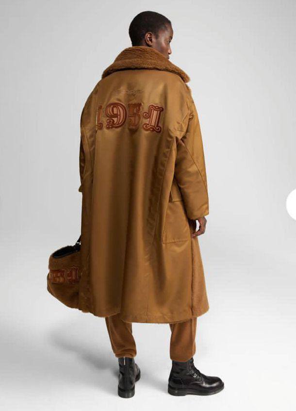 Шуба двухсторонняя  Max Mara LUX-125580 фото Шуба двухсторонняя  Max Mara Артикул LUX-125580