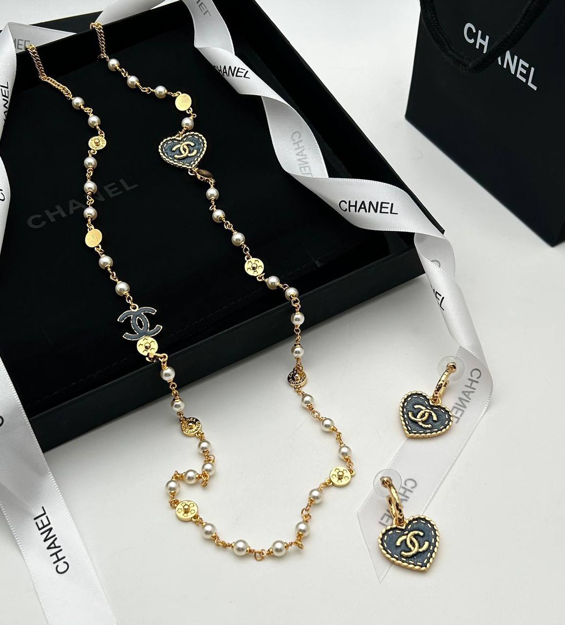 Бусы Chanel LUX-125706 фото Бусы Chanel Артикул LUX-125706