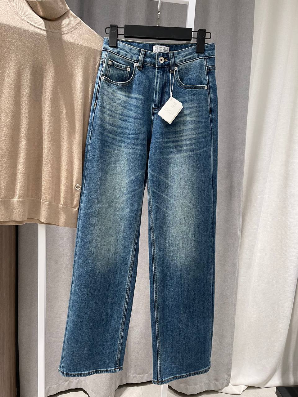 Джинсы Brunello Cucinelli LUX-126075 фото Джинсы Brunello Cucinelli Артикул LUX-126075