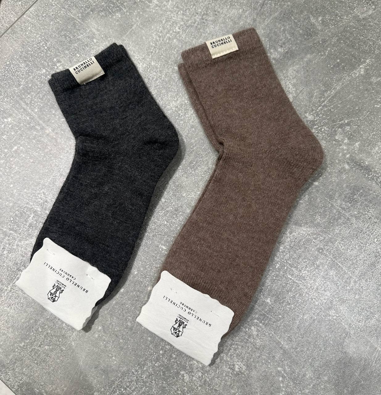 Носки Brunello Cucinelli LUX-126413 фото Носки Brunello Cucinelli Артикул LUX-126413