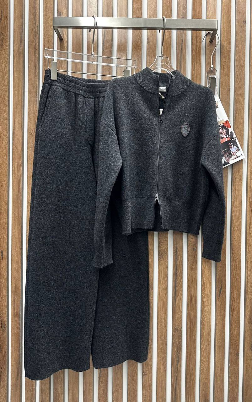 Костюм спортивный Brunello Cucinelli LUX-126893 фото Костюм спортивный Brunello Cucinelli Артикул LUX-126893