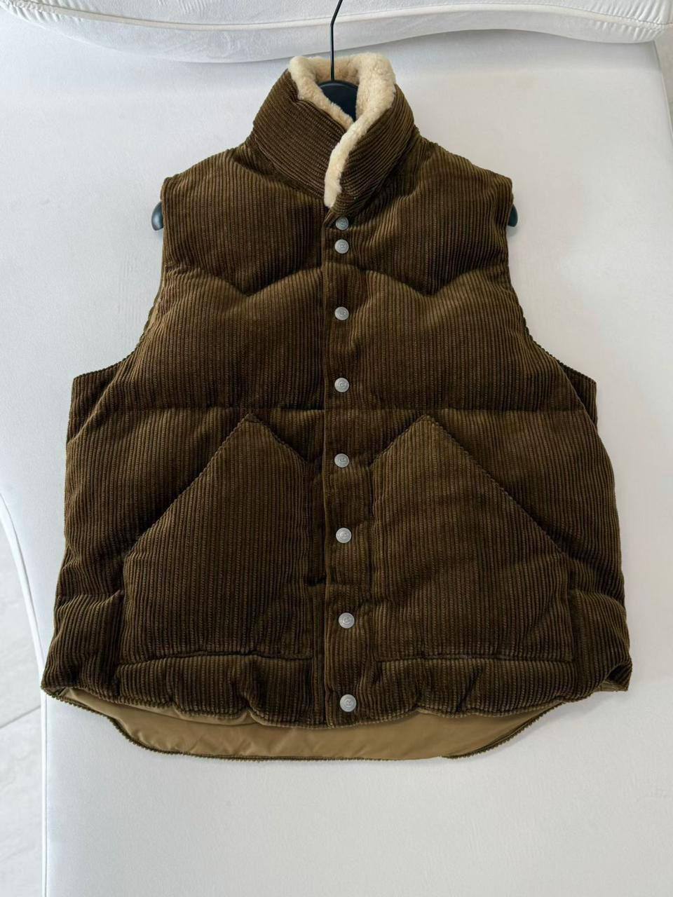 Жилет Loewe LUX-126919 фото Жилет Loewe Артикул LUX-126919