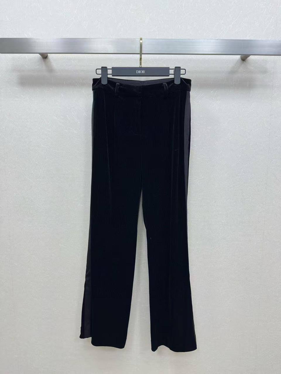 Брюки Christian Dior LUX-126920 фото Брюки Christian Dior Артикул LUX-126920