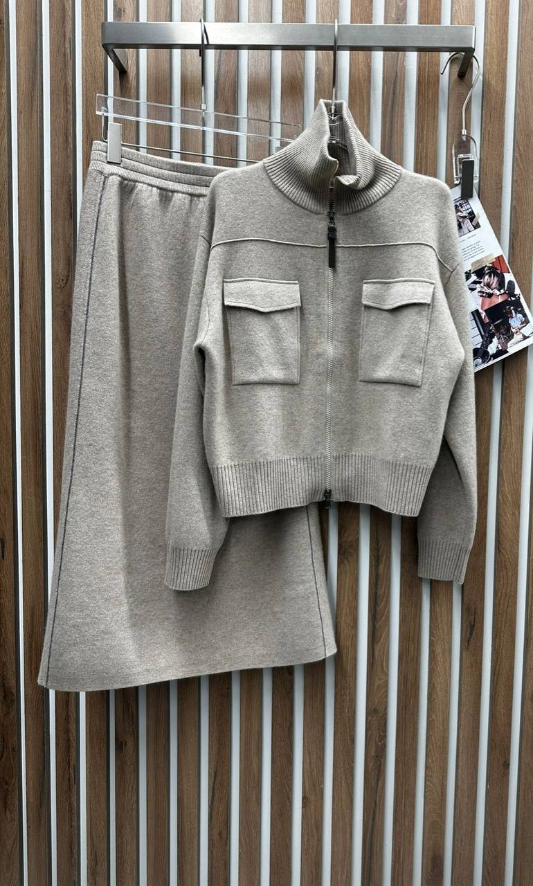 Костюм женский Brunello Cucinelli LUX-126955 фото Костюм женский Brunello Cucinelli Артикул LUX-126955