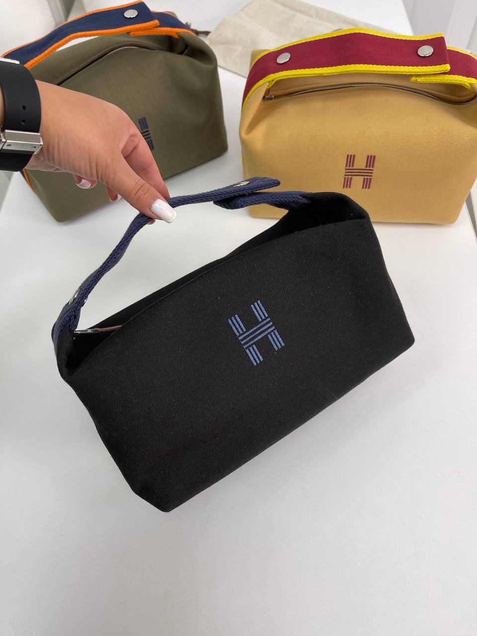 Косметичка Bride-a-Brac Hermes LUX-127014 фото Косметичка Bride-a-Brac Hermes Артикул LUX-127014