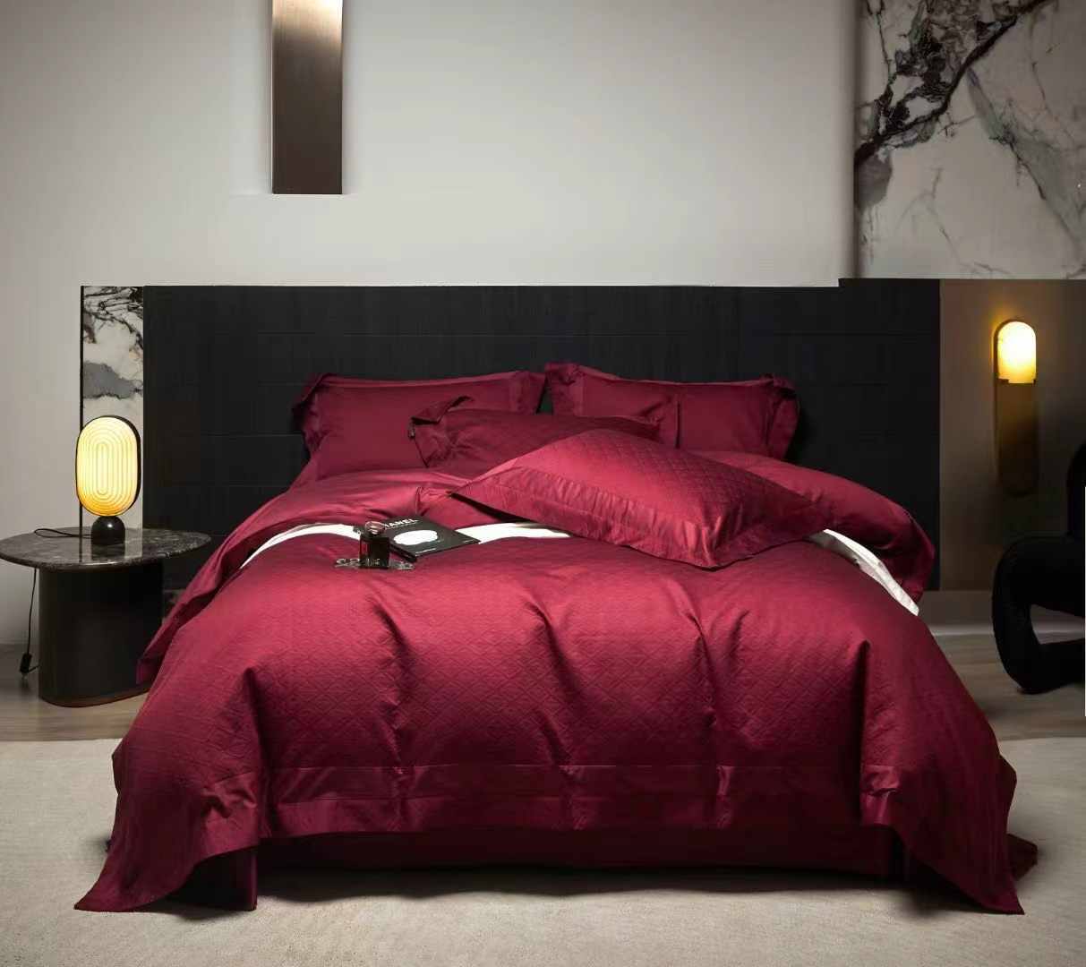 Комплект постельного белья Christian Dior LUX-127057 фото Комплект постельного белья Christian Dior Артикул LUX-127057