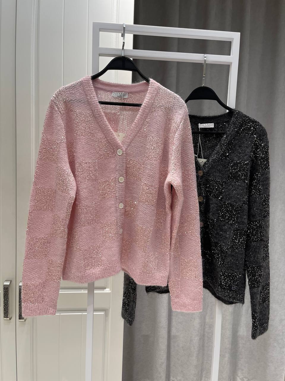 Кардиган Brunello Cucinelli LUX-127079 фото Кардиган Brunello Cucinelli Артикул LUX-127079