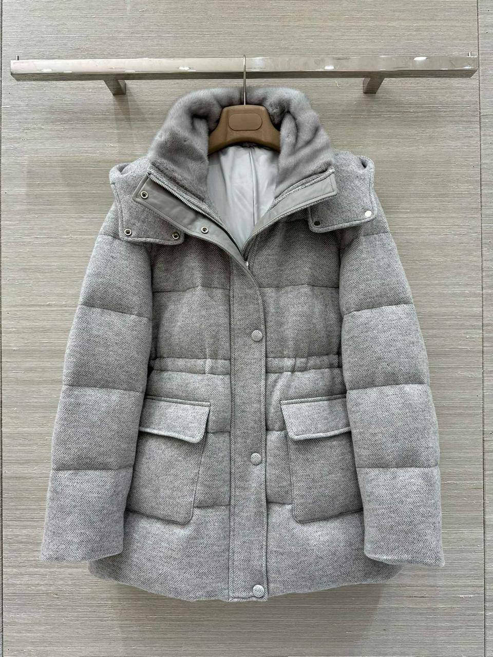 Пуховик Loro Piana LUX-127171 фото Пуховик Loro Piana Артикул LUX-127171