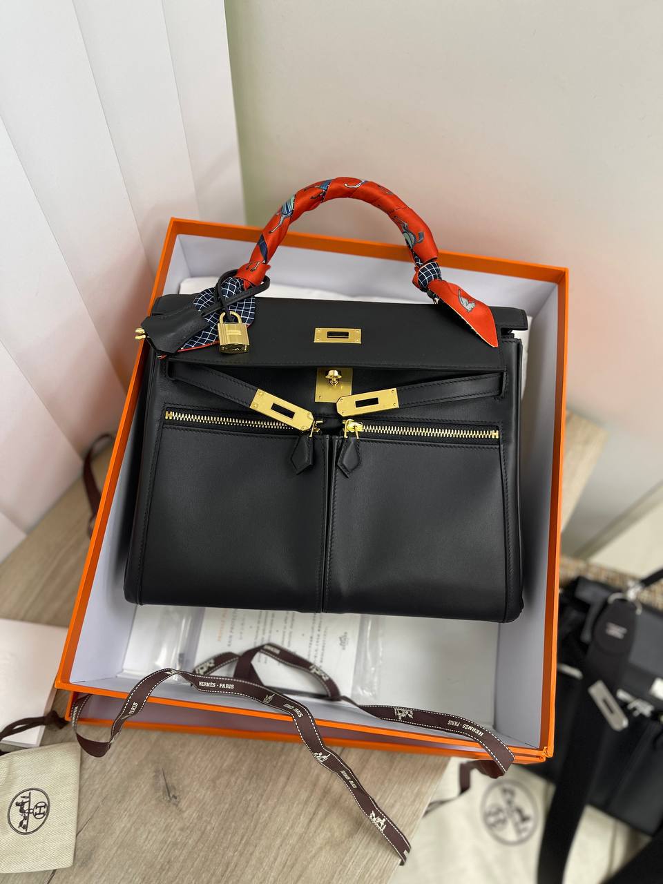 Сумка женская Kelly Lakis, 32 см Hermes LUX-127617 фото Сумка женская Kelly Lakis, 32 см Hermes Артикул LUX-127617