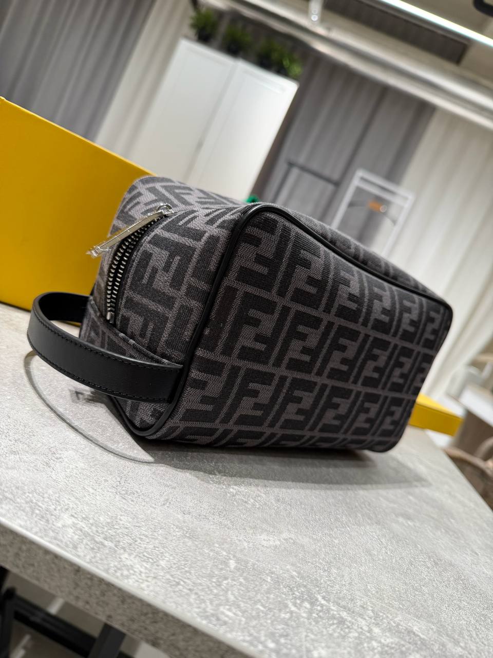 Несессер Fendi LUX-128096 фото Несессер Fendi Артикул LUX-128096