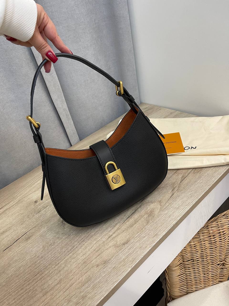 Сумка женская Louis Vuitton LUX-129048 фото Сумка женская Louis Vuitton Артикул LUX-129048