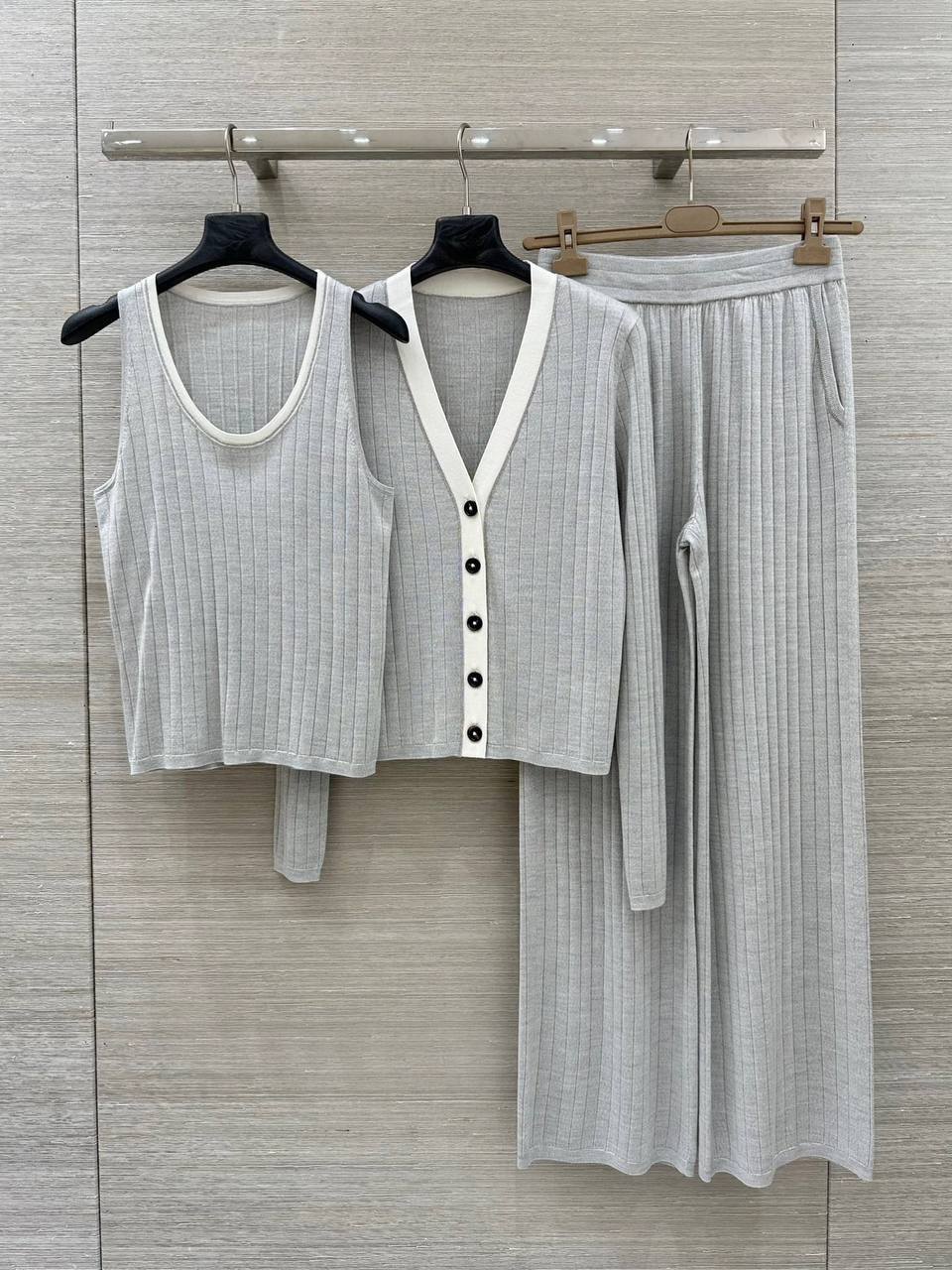 Костюм 3-ка Brunello Cucinelli LUX-129173 фото Костюм 3-ка Brunello Cucinelli Артикул LUX-129173