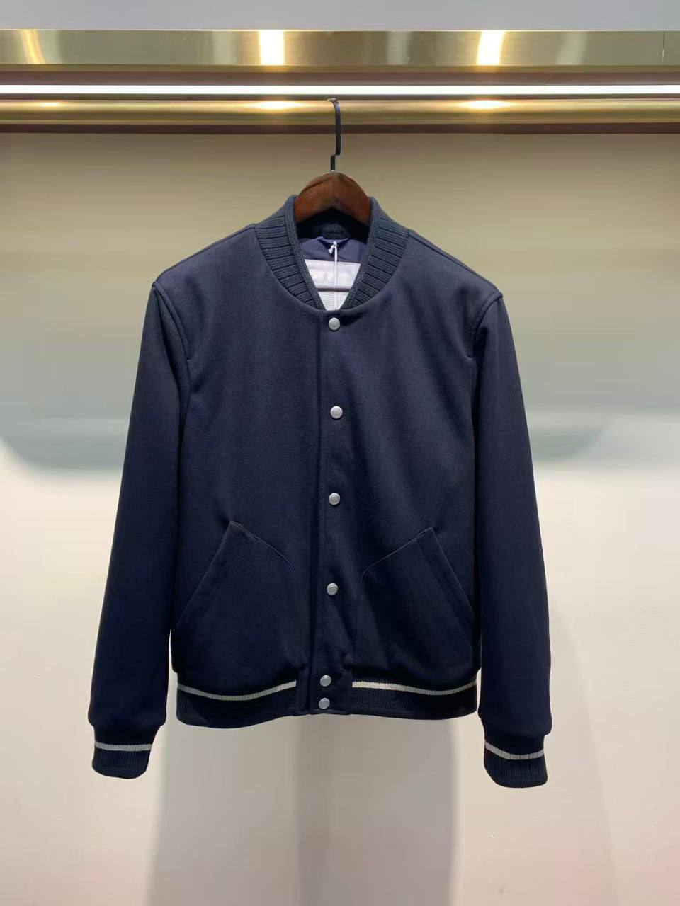 Бомбер Brunello Cucinelli LUX-129198 фото Бомбер Brunello Cucinelli Артикул LUX-129198