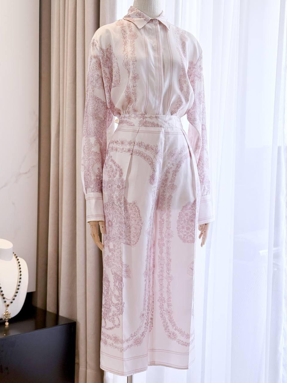 Костюм женский Hermes LUX-130046 фото Костюм женский Hermes Артикул LUX-130046