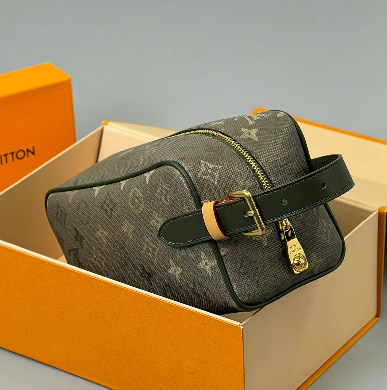 Несессер Louis Vuitton LUX-130225 фото Несессер Louis Vuitton Артикул LUX-130225