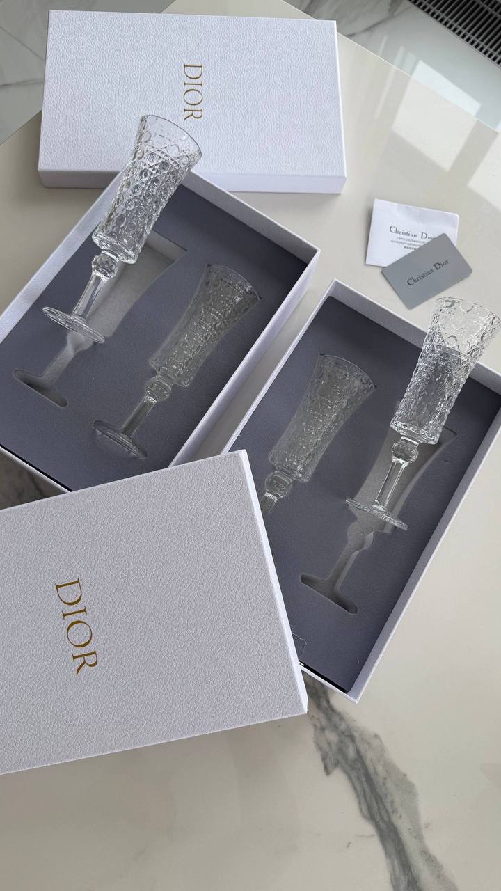 Пара бокалов Christian Dior LUX-130273 фото Пара бокалов Christian Dior Артикул LUX-130273